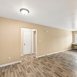 exterior view at Pinehaven West